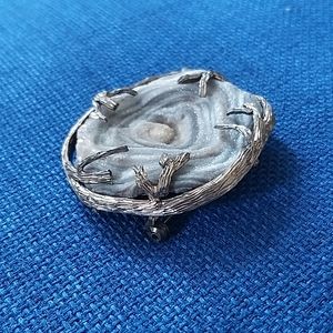 Handmade vintage pendant/brooche